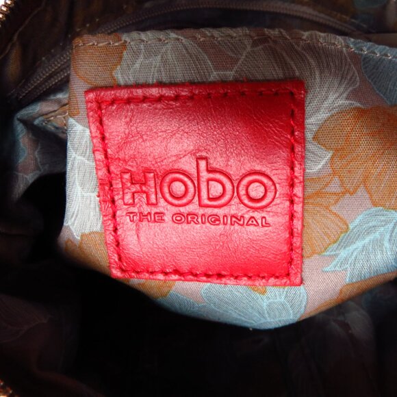 Crossbody Buttery Soft All Leather Outer Very Good Condition - Picture 8 of 10